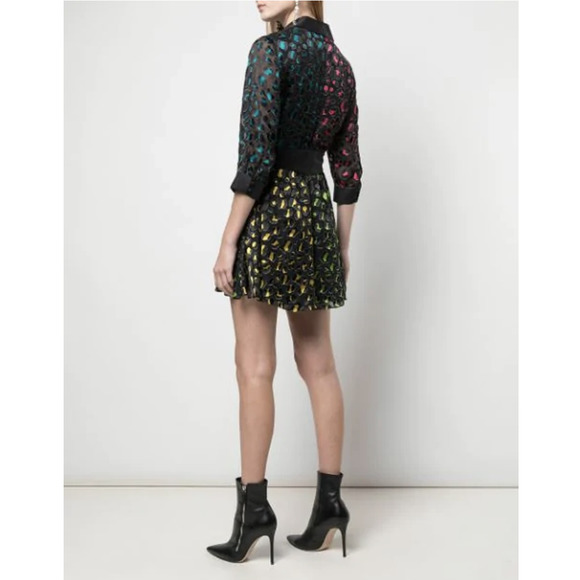 SOLD-Alice & Olivia Raja Shirt Dress - Picture 2 of 15